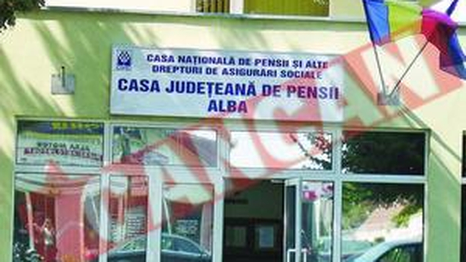 Obligati sa bea o bere ca sa mearga la toaleta