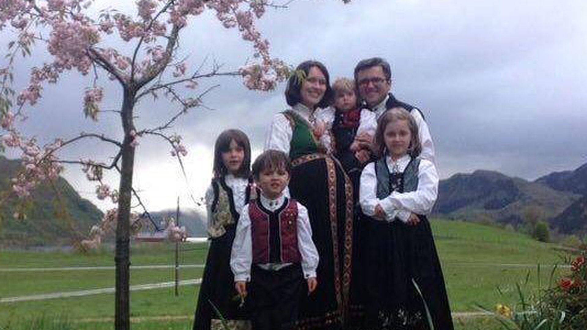 Familia Bodnariu işi recapătă toti cei cinci copii!