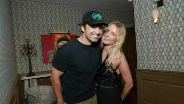 Sebastian Stan urmează să devină tătic? Partenera actorului, Annabelle Wallis, ar fi însărcinată