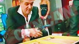 "Maradona de Alba" il provoaca pe Gigi Becali la table