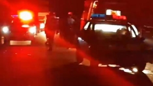 Doi polițiști din Bihor, răniți după ce mașina pe care o urmăreau a lovit autospeciala în care se aflau