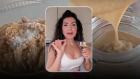 Cum îți faci acasă budincă proteică după rețeta lui Carmen Brumă. Este gata în 15 minute și nu conține zahăr