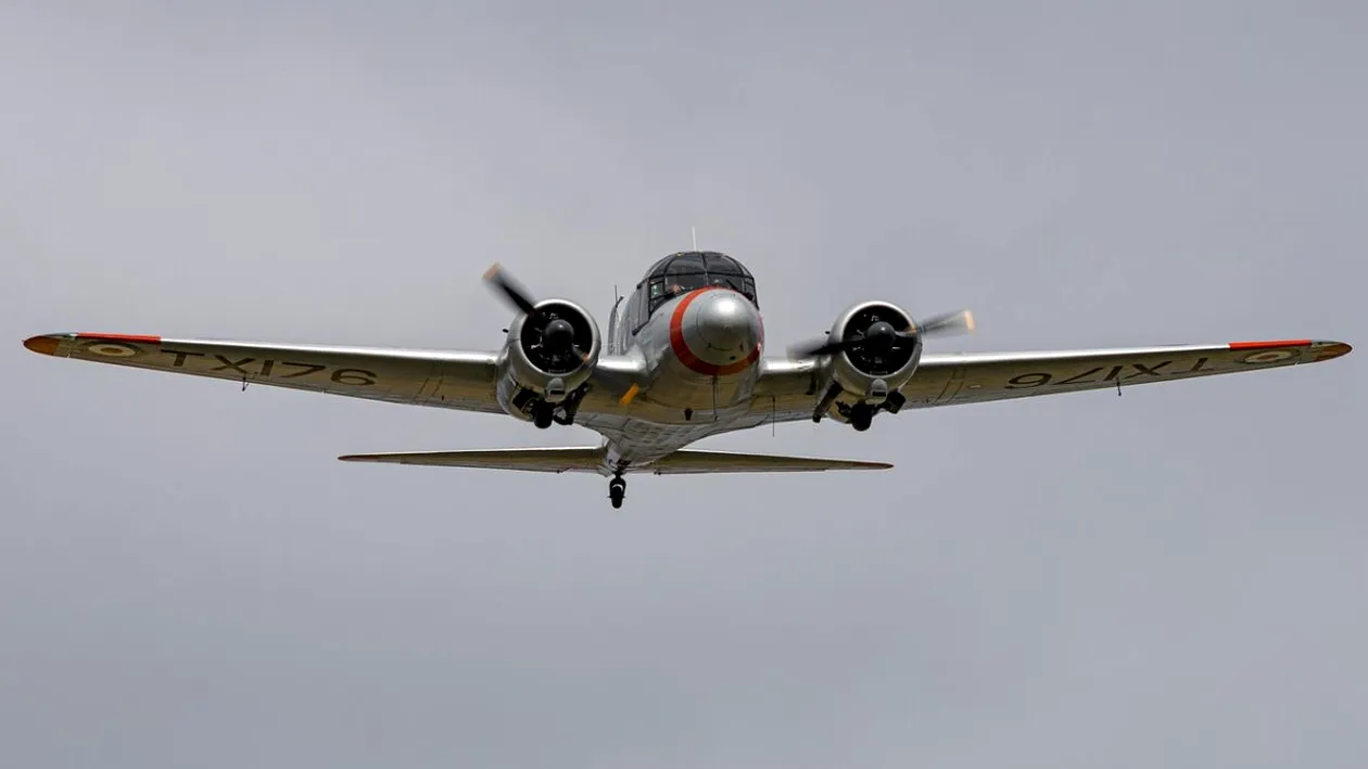 Vești de ULTIMA ORĂ de la spital despre consilierul AUR implicat în accidentul aviatic de la Iași. Familia se roagă pentru el