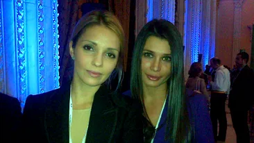 Eba si Evghenia, frumoasele politicii internationale! N-au ratat ocazia sa se pozeze impreuna la Congresului PPE!