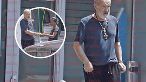 Ultimele evenimente l-au RĂVĂŞIT pe Gigi Becali: a apărut în șlapi în plină stradă și... A "spart" bancomatul și a "lovit" cu bani la întâmplare!