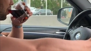 Fostul iubit al Biancăi Drăgușanu a scandalizat Instagramul cu această filmare. Ce a putut să facă în timp ce conducea...