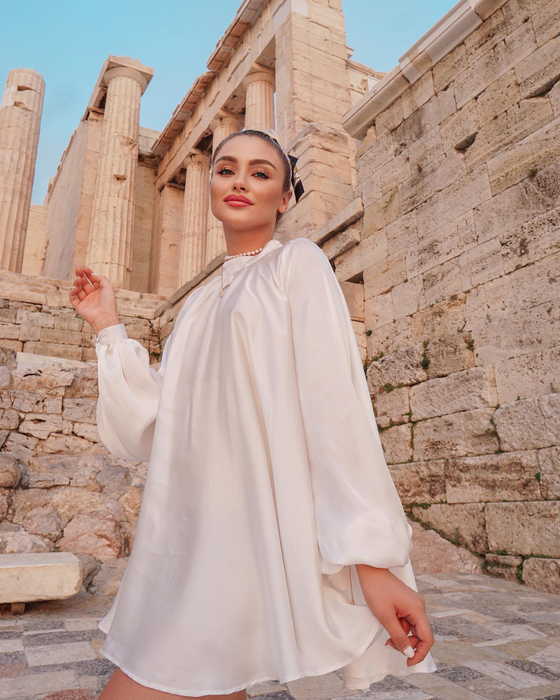 Bianca de la „Bravo ai stil” a fost cerută în căsătorie, după ce acuzat-o pe Alexandra Stan că i-a furat iubitul. Cum a reacţionat blondina