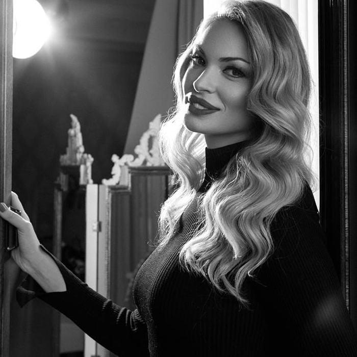 Cristi Borcea iese din închisoare! Cum arată acum Valentina Pelinel, după ce a născut gemene