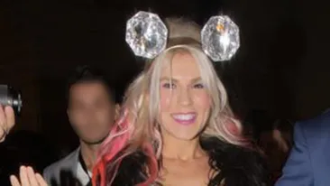 Singura cantareata din istoria Romaniei care recunoaste pe fata ca are celulita! Toate celelalte femei din jurul ei au ramas masca