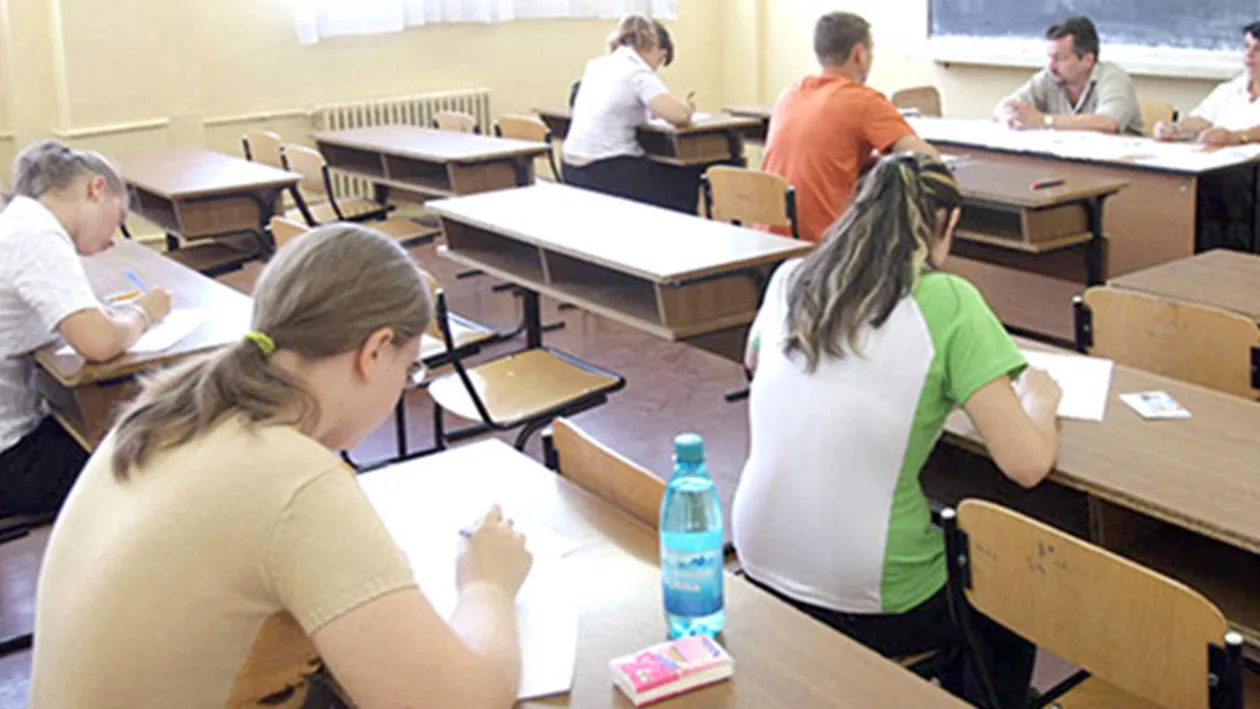 A fost prapad la evaluarea nationala! Mai mult de 50% dintre elevi au picat examenul