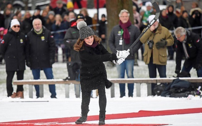 UPDATE: Kate Middleton a născut! Care este sexul bebelușului