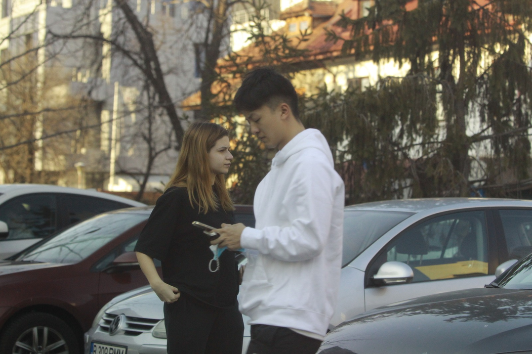 Ceanu și Mara au pus la cale "desantul" în magazin