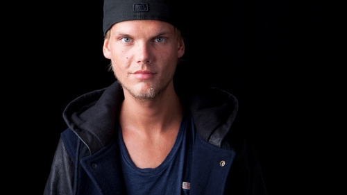 BOMBA! DJ Avicii avea o iubita secreta si era tata vitreg! Cine este tanara cu care voia sa se casatoreasca si sa faca o fetita