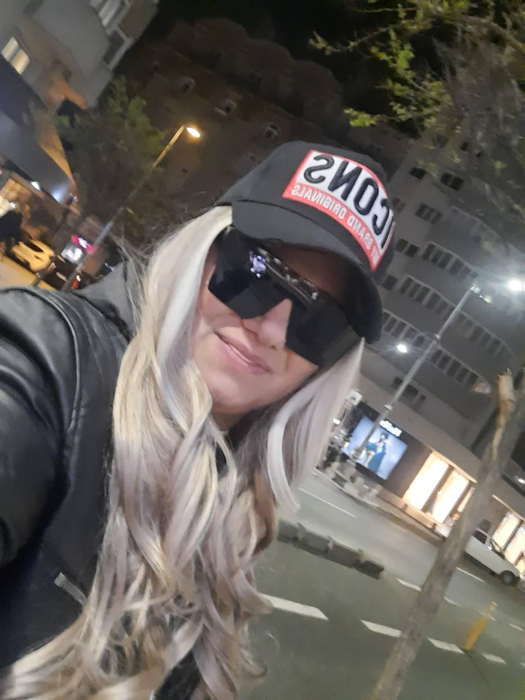 Nikita îl acuză pe Michele Morrone că prostește fete pentru 10.000 €! Se duce la Milano să-l dea în judecată
