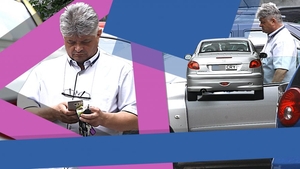 A renunțat la limuzinele de multe sute mii € pentru un Peugeot vai de mama lui… Multimilionar sub acoperire!