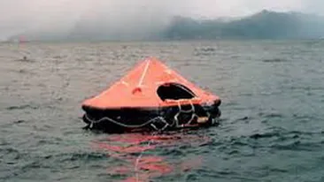 Incredibil! Cum a supravietuit un barbat care a plutit 16 LUNI in deriva in Pacific! Colegul lui, mort in conditii misterioase!