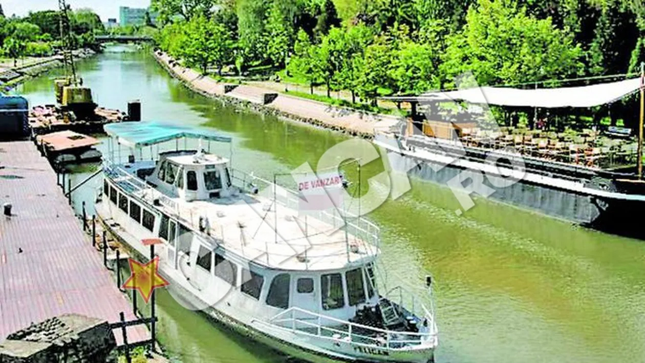 Singurul vapor de promenada de pe Bega este scos la licitatie! Vasul Pelican, de vanzare pentru 50.000 euro