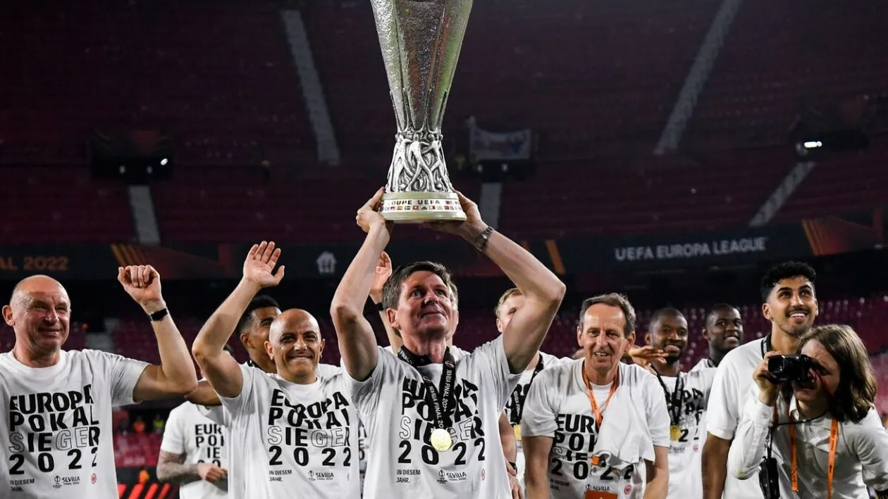 Jucătorii de la Frankfurt, elogiați de propriul antrenor: „ Nu am cuvinte să descriu munca pe care au depus-o aceşti băieţi!”