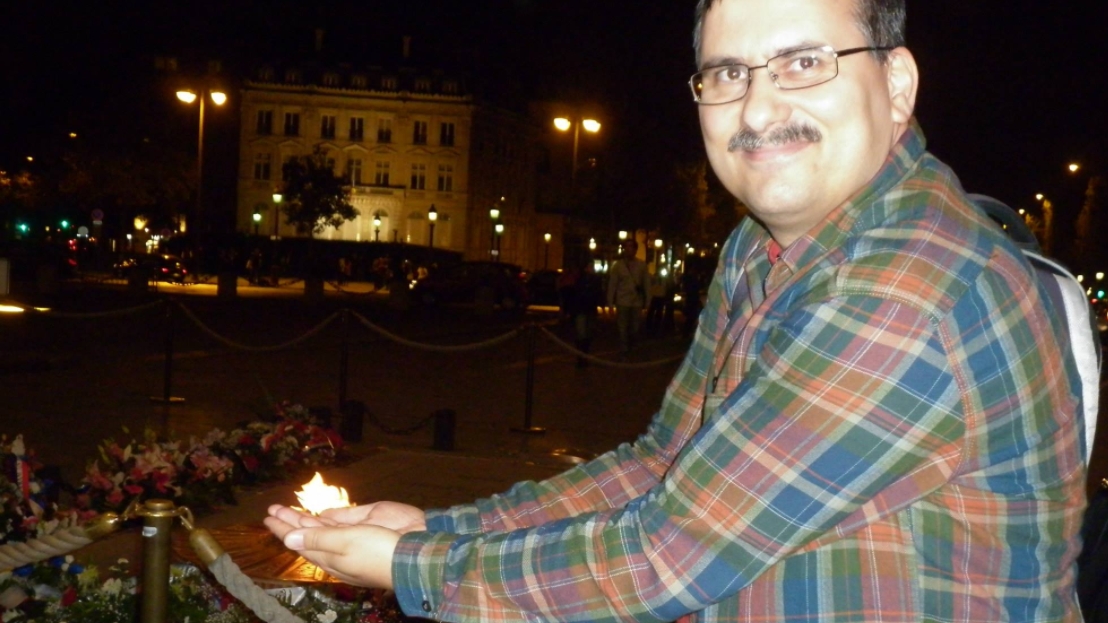 Cine era, de fapt, Bogdan Drăghici? El este șoferul care s-a sinucis la Ambasada Rusiei din București