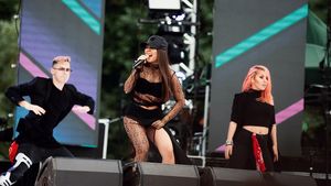 Nicole Cherry câştigă 2.000 de euro pe concert! Artista a dezvăluit ce face cu banii de a ajuns să nu aibă nimic pus deoparte