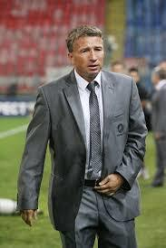 Drama neştiută prin care trece Dan Petrescu! Mama lui are afecţiuni grave la nivelul ochilor