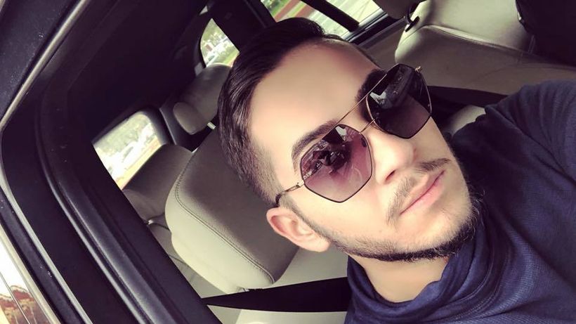 A lăsat scandalurile în urmă şi… Cum s-a fotografiat Fulgy în maşină. “Iubirea este…”