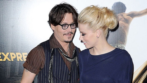 Johnny Depp, disperat dupa iubita lui! Sacrificiul STUPID pe care vrea sa il faca pentru a o lua de sotie: "E nebun dupa ea"