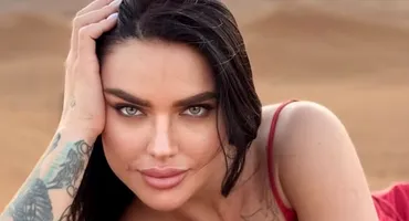 Ispita Cristina, cel mai mare fail chiar de ziua ei! Cum au reacționat fanii când au văzut-o mâncând tort de pe jos