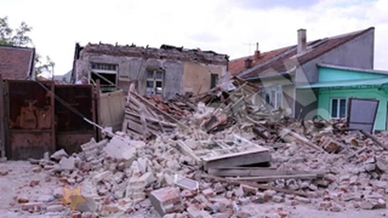 O casa din Oradea s-a daramat in urma unei interventii a muncitorilor