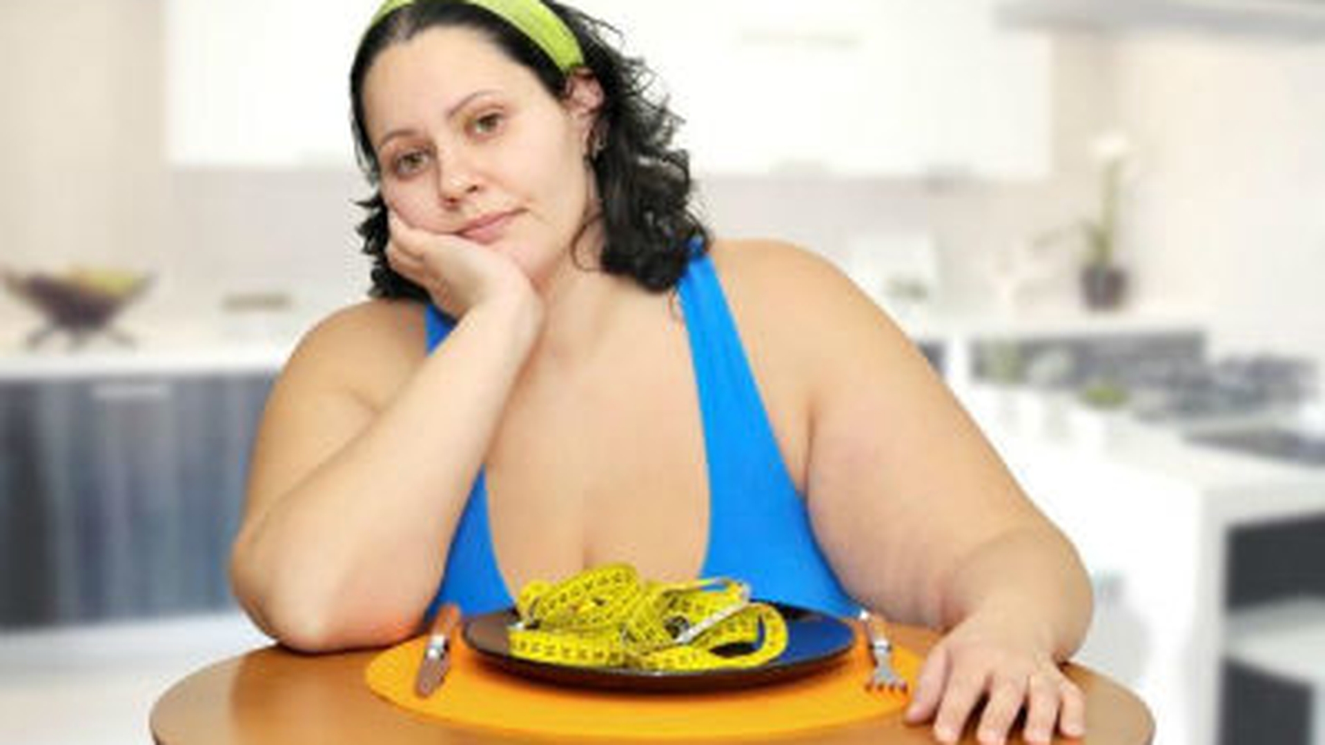 Top 5 alimente care îngrasă! Ţine-te departe de ele dacă vrei să nu ai probleme cu kilogramele