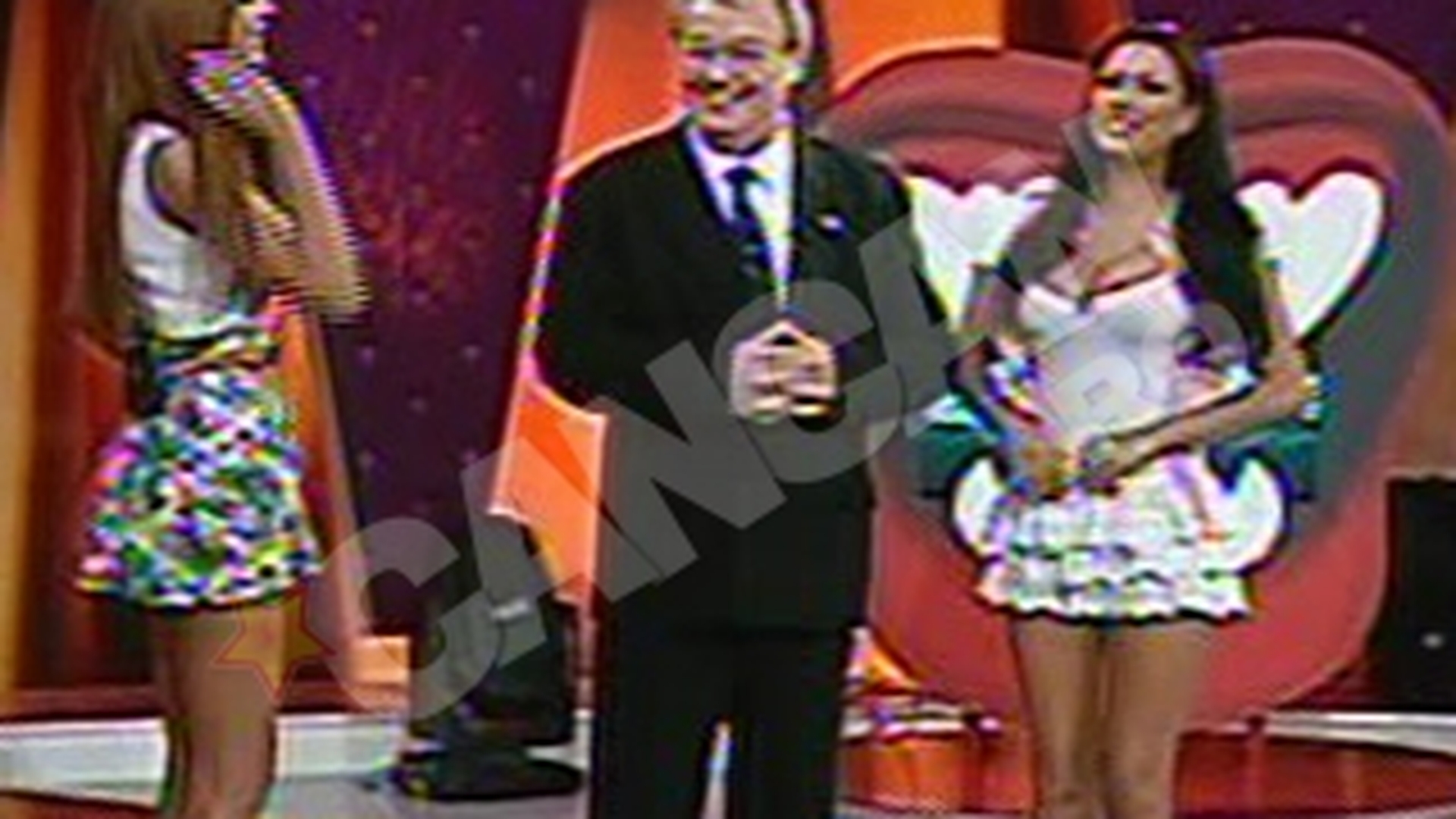 VIDEO Corneliu Vadim Tudor, catre Daniela: "Cruduta mea, te-ai cam implinit, esti gravida?" "Da, in doua luni jumate"