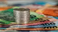 Curs valutar 1 Mai 2023. Cotațiile pentru moneda euro, lira sterlină, dolar. Cât a ajuns să coste un gram de aur