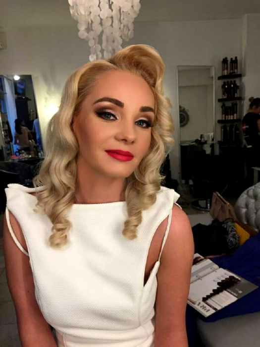 Surpriză de proporții! Cine este bărbatul cu care Maria Constantin s-a afișat pe litoral