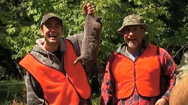 TOP 5 al celor mai tari farse de Paste! Nu ai cum sa-i ratezi pe cei mai rai vanatori din lume si pe copilul care a fost umilit