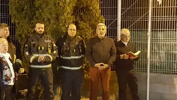 Pompierii voluntari din Spania, moment de reculegere pentru Tony Cârcu. Cinste şi onoare pentru...