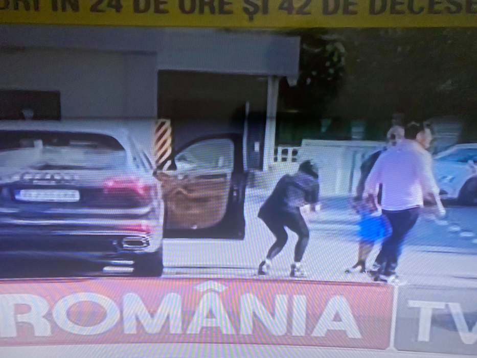 Scene șocante: Brigitte a fost agresată de Pastramă în parcarea unui supermarket