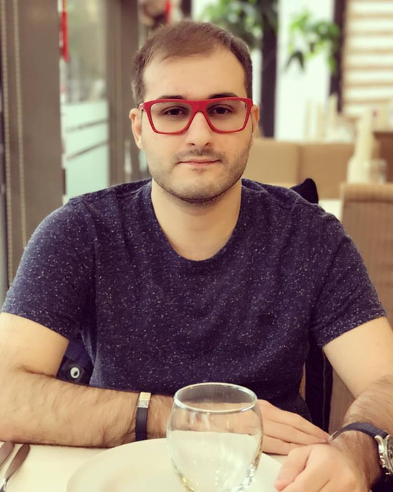 Roni, „şmecheraşul“ cu Porsche pe care poliţiştii l-au oprit cu focuri de armă