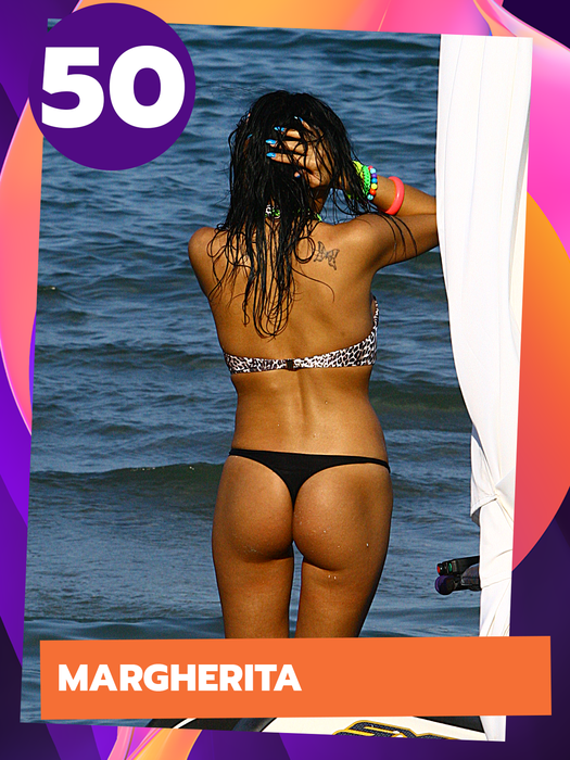 Cine o face mai bine? Cosmina Păsărin, Adelina Pestrițu, Anna Lesko sau Simona Trașcă? TOP 50 fete care se luptă cu părul, în costum de baie