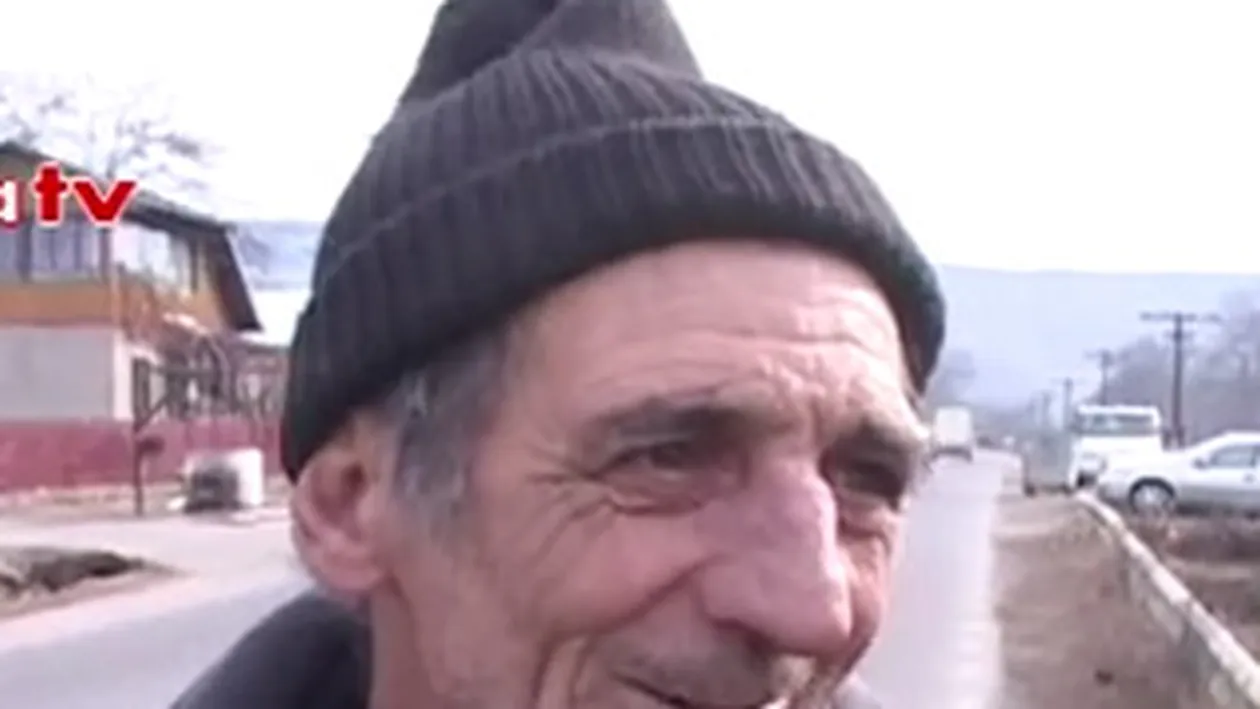 El e Casanova de la sate! Vezi cum convingea macaragioaicele sa ii pice la asternut