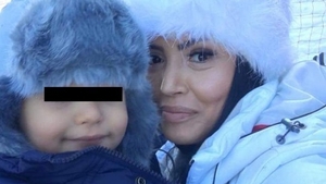 Andreea Mantea şi-a luat fiul şi a fugit la munte! Bruneta şi băieţelul nu au fost singuri, ci însoţiţi de...