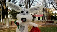 Un oraș din România a încurcat decorațiunile de Crăciun cu cele de Paște