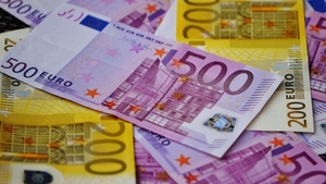 Curs valutar 4 iunie 2019. Românii au parte de o surpriză. Cât costă azi 1 euro