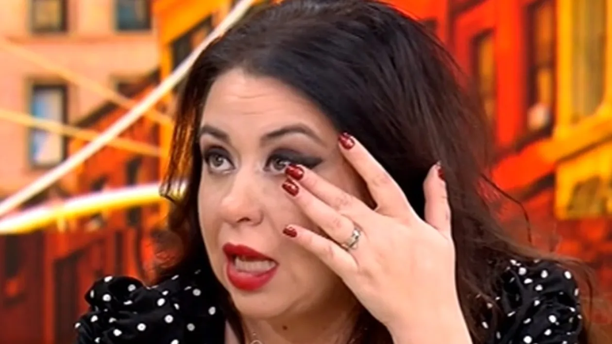 Oana Roman, în lacrimi la TV. Vedeta a vorbit despre motivele despărțirii de soțul ei: ”E mai bine să se știe de la mine...”