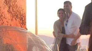 Imagini exclusive. Cum au fost fotografiați, de către un român, Simona Halep și iubitul ei, în Santorini