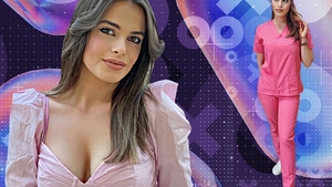 Andreea e înaltă, frumoasă și focoasă, numai bună de luat acasă!