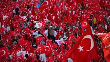 Mesajul vocal cu care ERDOGAN i-a surprins utilizatorii din Turcia:,,Le doresc eroilor martiri...''