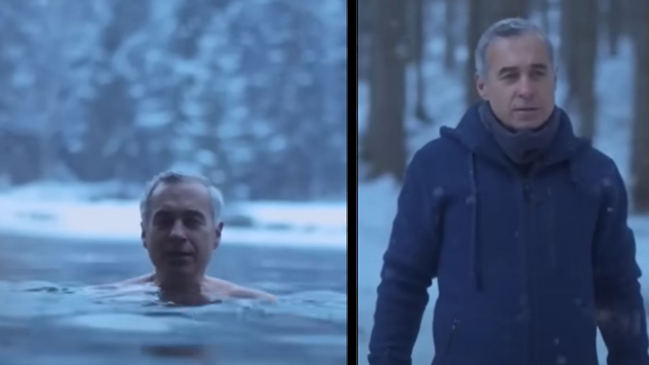 Imagini geniale! Călin Georgescu a făcut baie într-un lac înghețat de munte, la -6 grade Celsius