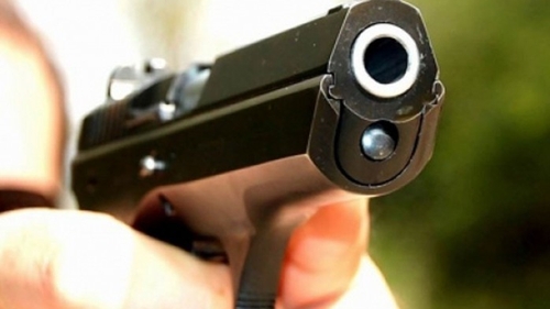 Lăutar celebru, în pericol! Cămătarii vor să-i ia casa. Soţia sa a fost ameninţată cu pistolul