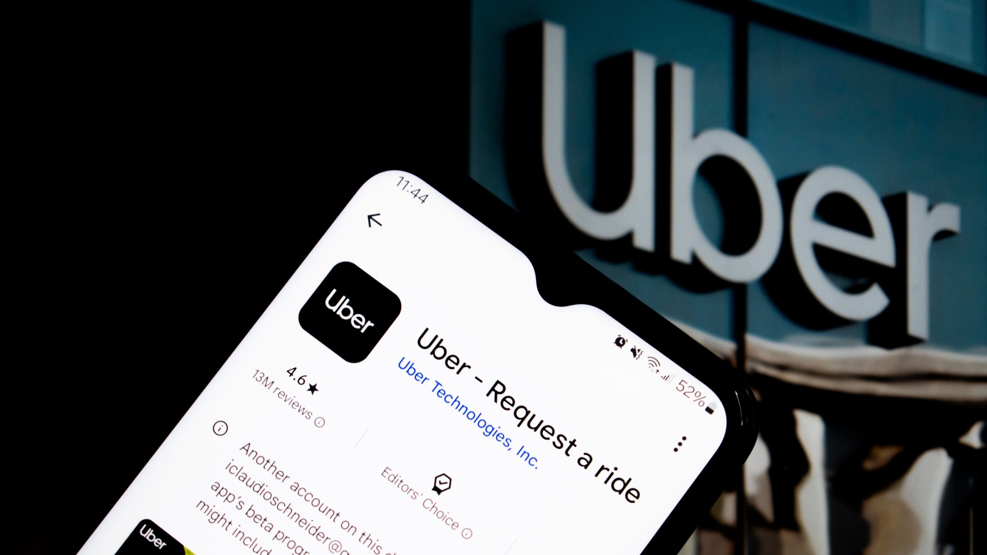 Uber concediază peste 3.000 de angajați! Restructurări majore la compania de ridesharing