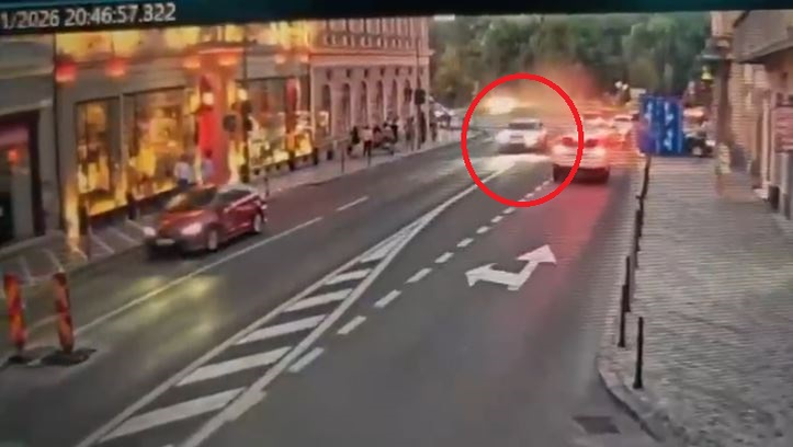Accident tragic în Brașov: o mașină a intrat în plin în pietonii de pe trotuar. Două persoane au murit